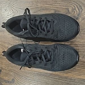 Women's in good condition Nike size 8.